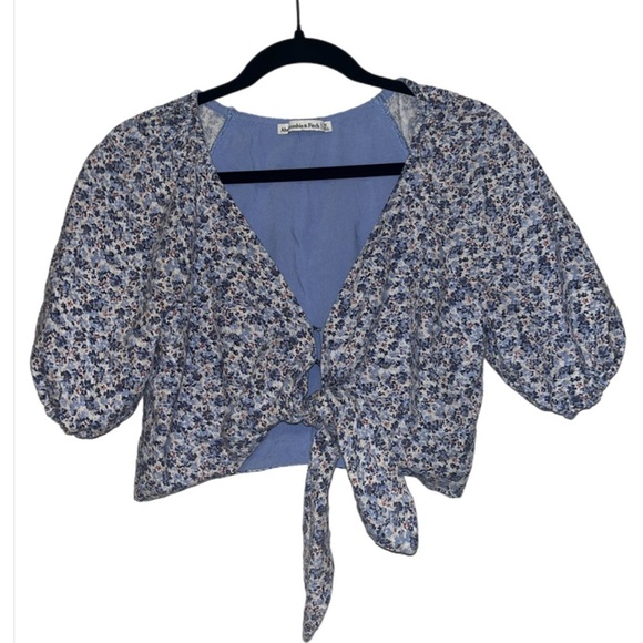Abercrombie & Fitch Blue Floral Crop Top - Picture 1 of 3